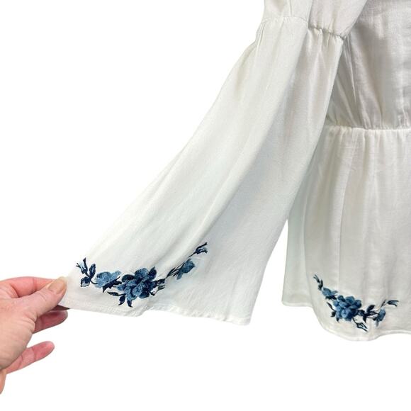 Lottie Moss Romper Floral Embroidered Off Shoulder Long Sleeve White Blue XS NWT - Picture 8 of 14